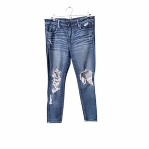 American Eagle Outfitters Women’s Ripped Jegging Jeans